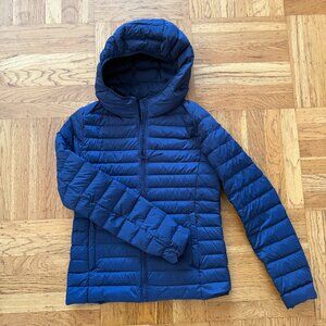 UNIQLO - Hooded Puffer - S